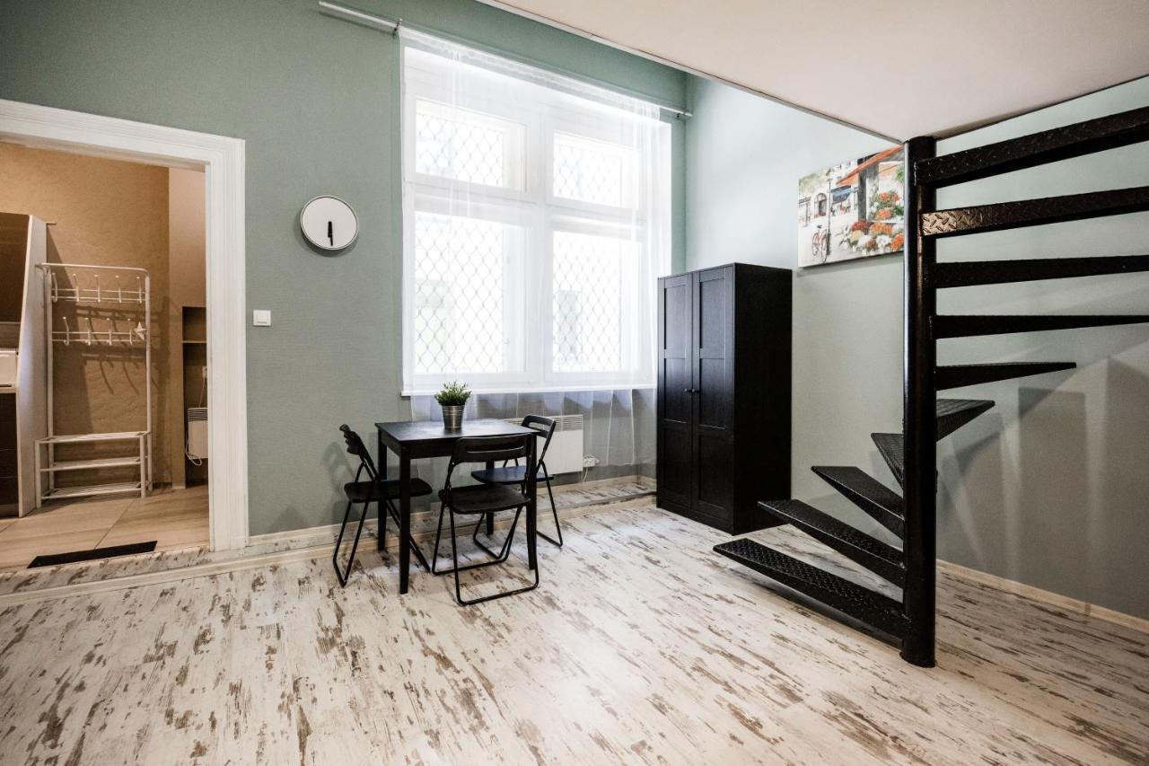 Apartmán Hungarian Rebelian With Ac Budapešť Exteriér fotografie